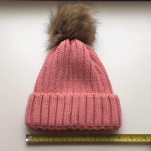 NWT Pink Toque - Faux Fur Pom Pom (imperfect) - Picture 12 of 14